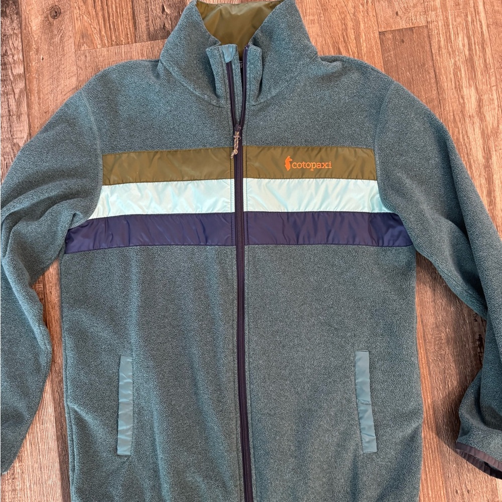 Cotopaxi Women's Full Zip Fleece. Size M. Like new